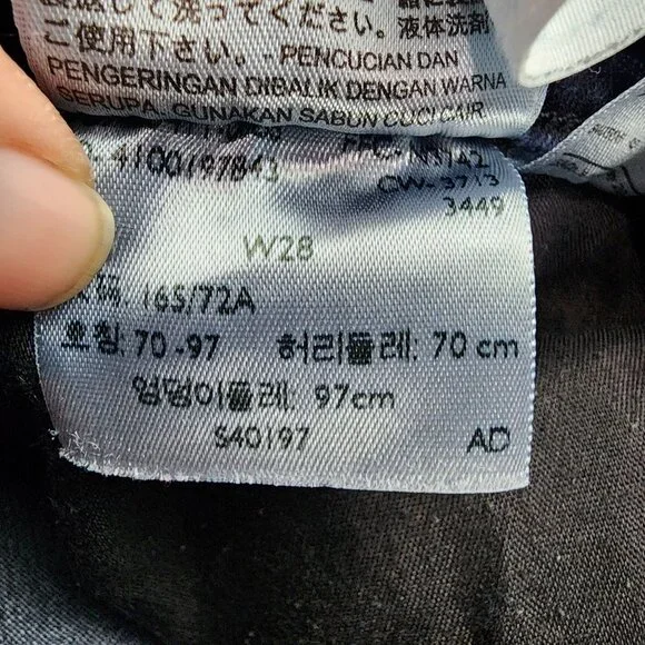 Levi's Jeans Womens 28 Dark Wash Stretch Mid Rise Demi Curve Skinny *GUC* - Picture 12 of 13